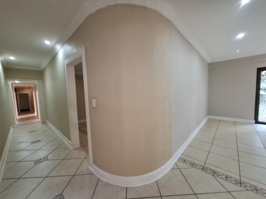 4 Bedroom Property for Sale in Safari Gardens North West